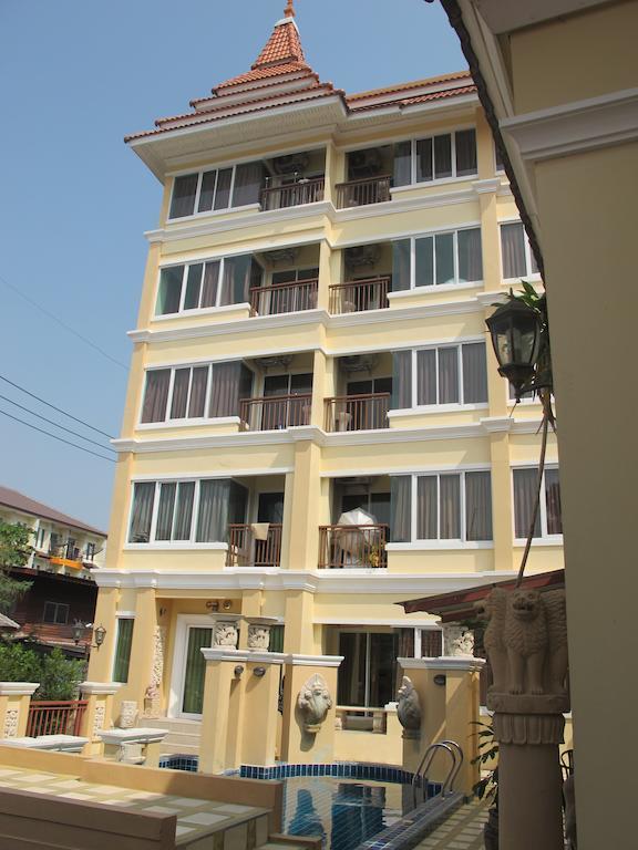 Chivapuri Residence Bangsaen Chonburi Exterior photo