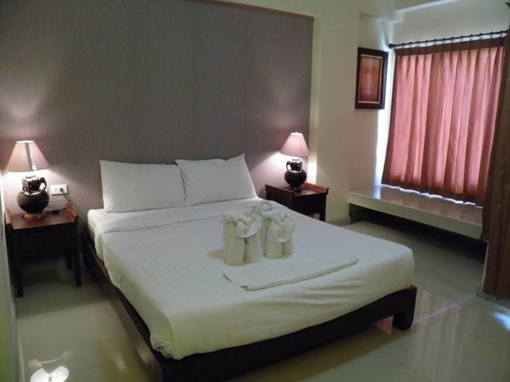 Chivapuri Residence Bangsaen Chonburi Exterior photo