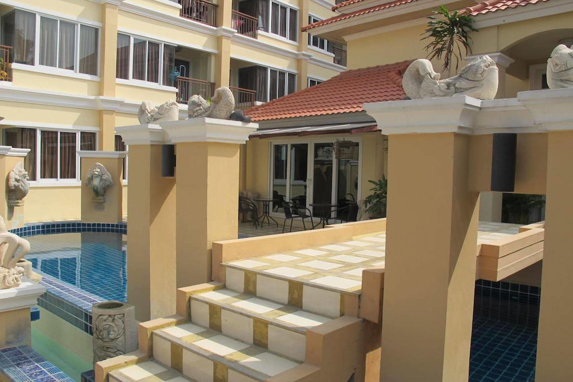 Chivapuri Residence Bangsaen Chonburi Exterior photo